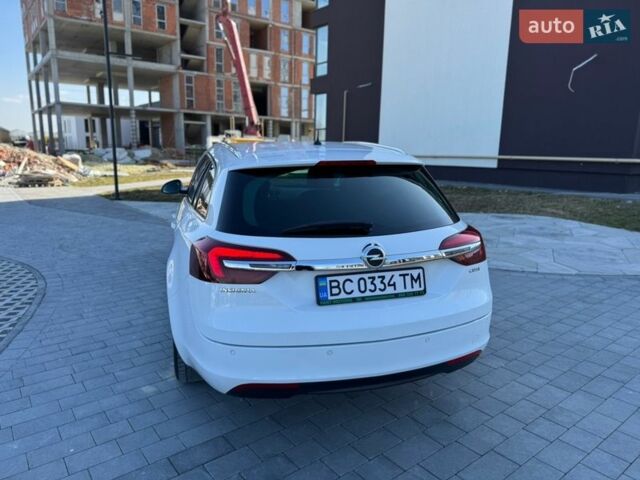 Білий Опель Інсігнія, об'ємом двигуна 1.6 л та пробігом 288 тис. км за 8300 $, фото 5 на Automoto.ua