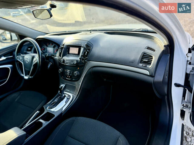 Белый Опель Инсигния, объемом двигателя 1.6 л и пробегом 279 тыс. км за 10999 $, фото 23 на Automoto.ua