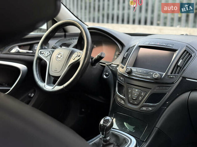 Белый Опель Инсигния, объемом двигателя 2 л и пробегом 340 тыс. км за 9600 $, фото 21 на Automoto.ua