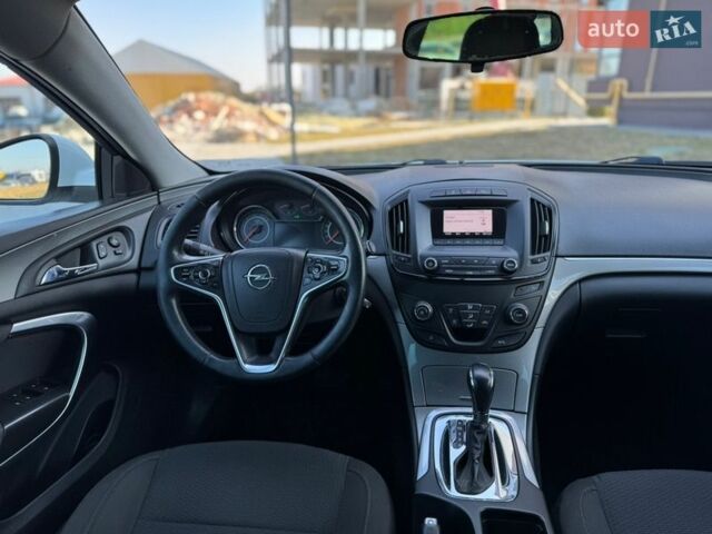 Білий Опель Інсігнія, об'ємом двигуна 1.6 л та пробігом 288 тис. км за 8300 $, фото 30 на Automoto.ua