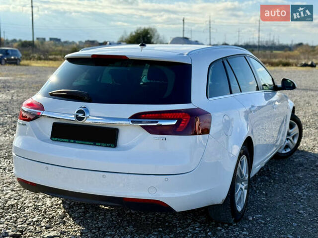 Белый Опель Инсигния, объемом двигателя 1.6 л и пробегом 279 тыс. км за 10999 $, фото 9 на Automoto.ua