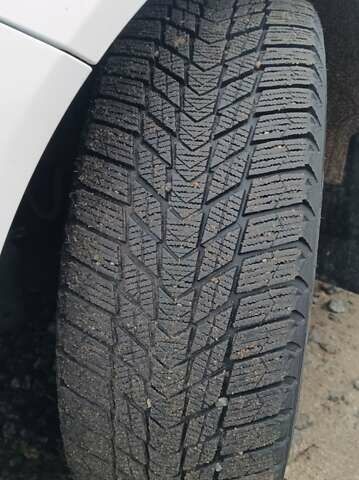 Білий Опель Інсігнія, об'ємом двигуна 1.6 л та пробігом 227 тис. км за 9500 $, фото 1 на Automoto.ua