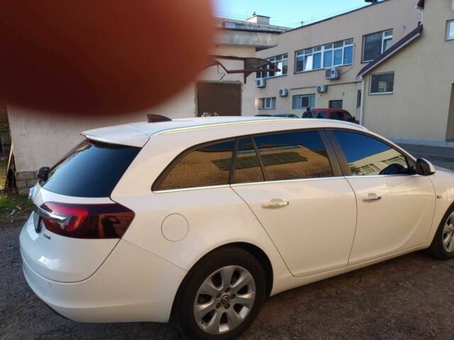 Белый Опель Инсигния, объемом двигателя 2 л и пробегом 3 тыс. км за 12300 $, фото 3 на Automoto.ua