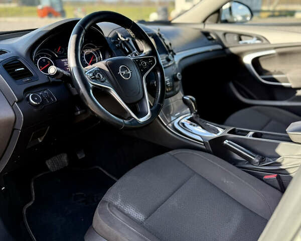 Белый Опель Инсигния, объемом двигателя 1.6 л и пробегом 279 тыс. км за 10999 $, фото 17 на Automoto.ua