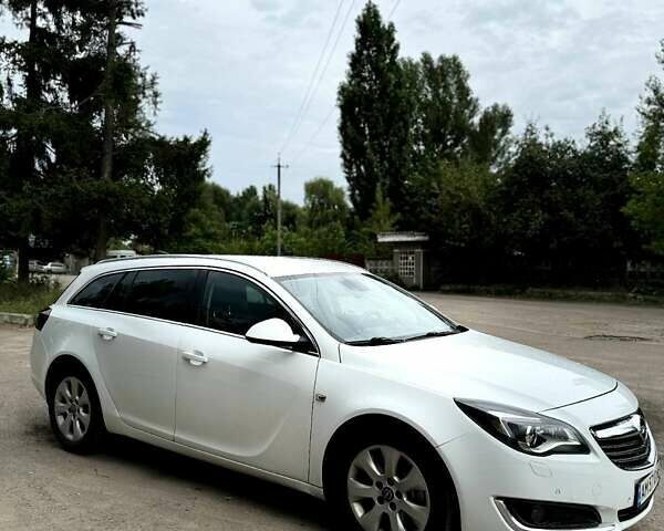 Белый Опель Инсигния, объемом двигателя 1.96 л и пробегом 258 тыс. км за 9600 $, фото 12 на Automoto.ua