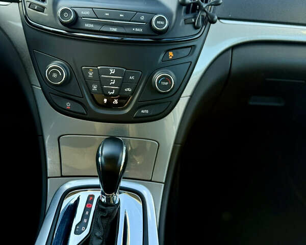 Белый Опель Инсигния, объемом двигателя 1.6 л и пробегом 279 тыс. км за 10999 $, фото 20 на Automoto.ua