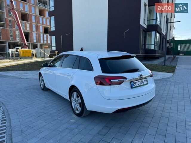 Білий Опель Інсігнія, об'ємом двигуна 1.6 л та пробігом 288 тис. км за 8300 $, фото 4 на Automoto.ua