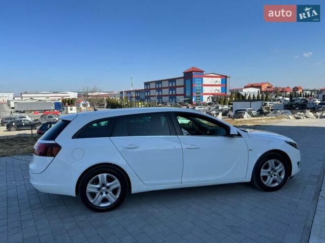 Білий Опель Інсігнія, об'ємом двигуна 1.6 л та пробігом 288 тис. км за 8300 $, фото 8 на Automoto.ua