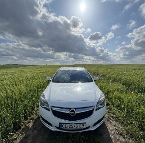Білий Опель Інсігнія, об'ємом двигуна 1.96 л та пробігом 192 тис. км за 15000 $, фото 8 на Automoto.ua