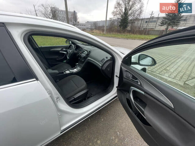 Белый Опель Инсигния, объемом двигателя 1.6 л и пробегом 285 тыс. км за 12200 $, фото 20 на Automoto.ua