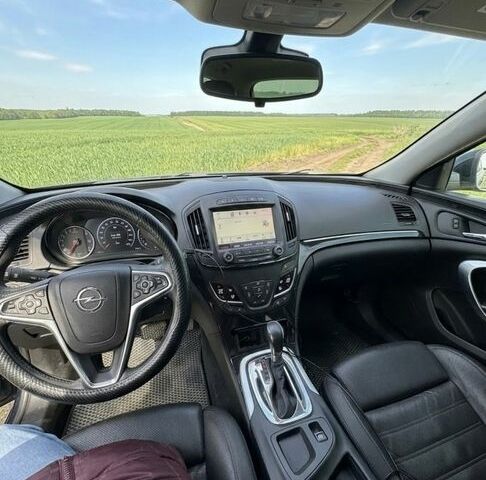 Білий Опель Інсігнія, об'ємом двигуна 1.96 л та пробігом 192 тис. км за 15000 $, фото 6 на Automoto.ua