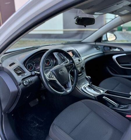 Білий Опель Інсігнія, об'ємом двигуна 1.6 л та пробігом 288 тис. км за 8300 $, фото 19 на Automoto.ua