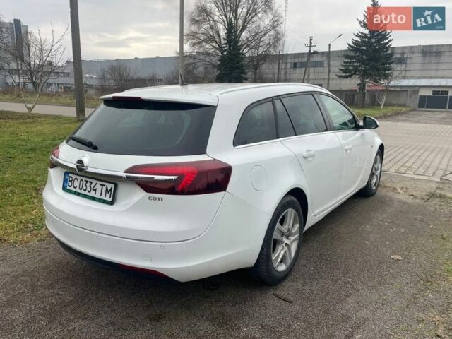 Белый Опель Инсигния, объемом двигателя 1.6 л и пробегом 285 тыс. км за 8200 $, фото 4 на Automoto.ua