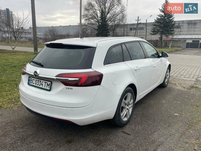 Белый Опель Инсигния, объемом двигателя 1.6 л и пробегом 285 тыс. км за 12000 $, фото 5 на Automoto.ua