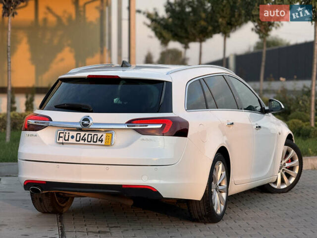 Белый Опель Инсигния, объемом двигателя 2 л и пробегом 340 тыс. км за 9600 $, фото 37 на Automoto.ua