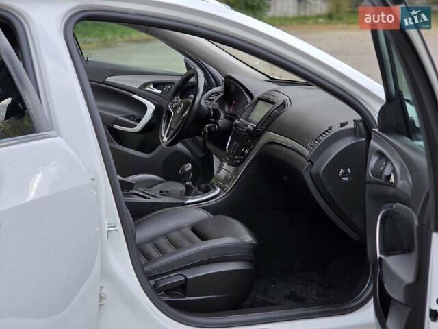 Опель Инсигния 2016 в Тернополе на Automoto.ua Белый Опель Инсигния, объемом двигателя 1.6 л и пробегом 211 тыс. км за 10500 $, фото 20 на Automoto.ua