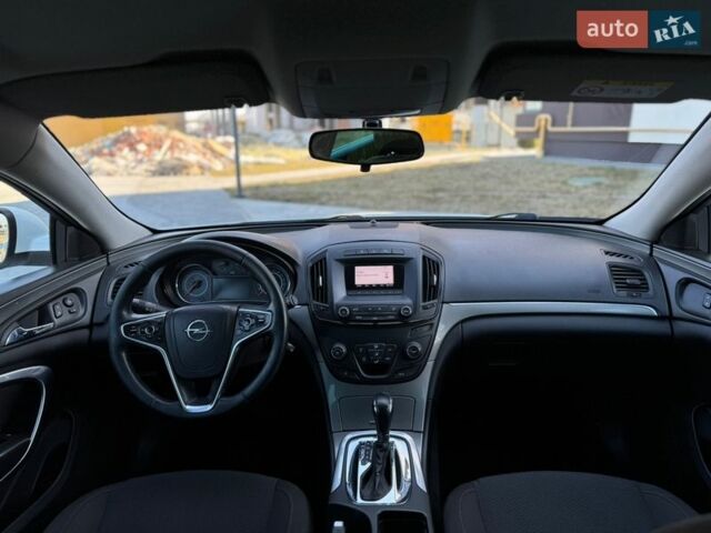 Білий Опель Інсігнія, об'ємом двигуна 1.6 л та пробігом 288 тис. км за 8300 $, фото 31 на Automoto.ua