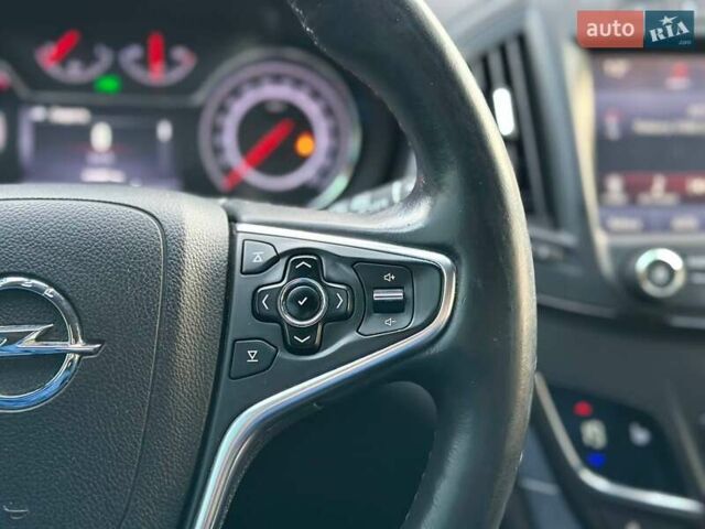 Білий Опель Інсігнія, об'ємом двигуна 1.96 л та пробігом 256 тис. км за 12500 $, фото 16 на Automoto.ua