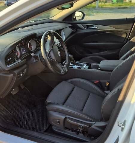 Белый Опель Инсигния, объемом двигателя 1.96 л и пробегом 170 тыс. км за 15200 $, фото 9 на Automoto.ua