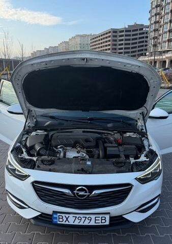 Белый Опель Инсигния, объемом двигателя 1.6 л и пробегом 190 тыс. км за 14999 $, фото 18 на Automoto.ua