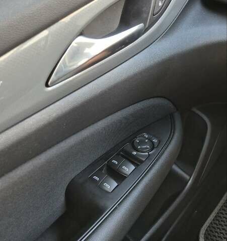 Белый Опель Инсигния, объемом двигателя 1.96 л и пробегом 170 тыс. км за 15200 $, фото 12 на Automoto.ua