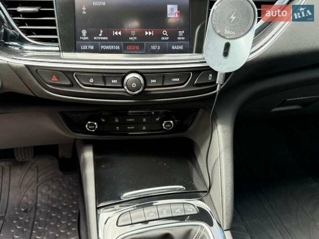 Белый Опель Инсигния, объемом двигателя 1.6 л и пробегом 190 тыс. км за 11350 $, фото 33 на Automoto.ua