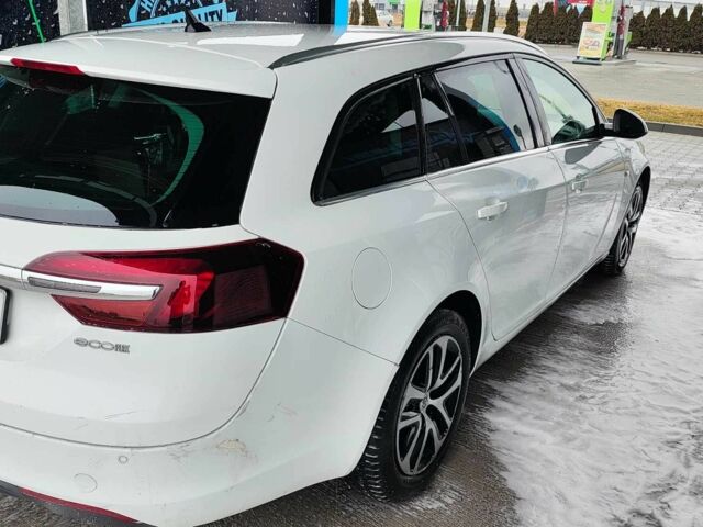 Білий Опель Інсігнія, об'ємом двигуна 1.6 л та пробігом 232 тис. км за 11050 $, фото 7 на Automoto.ua