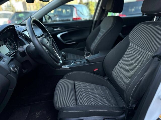 Білий Опель Інсігнія, об'ємом двигуна 1.6 л та пробігом 201 тис. км за 12200 $, фото 3 на Automoto.ua