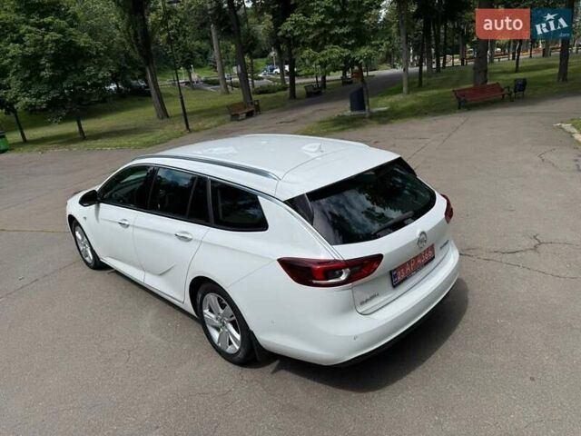 Белый Опель Инсигния, объемом двигателя 1.6 л и пробегом 190 тыс. км за 11350 $, фото 20 на Automoto.ua