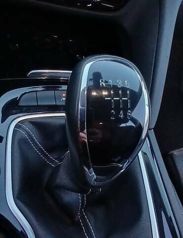 Білий Опель Інсігнія, об'ємом двигуна 1.6 л та пробігом 153 тис. км за 16545 $, фото 67 на Automoto.ua