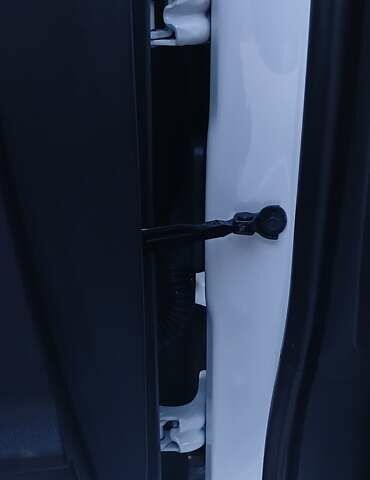 Білий Опель Інсігнія, об'ємом двигуна 1.6 л та пробігом 153 тис. км за 16545 $, фото 58 на Automoto.ua