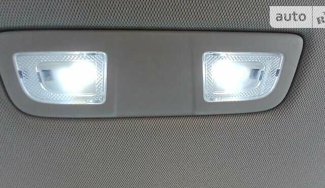 Білий Опель Інсігнія, об'ємом двигуна 1.6 л та пробігом 153 тис. км за 16545 $, фото 144 на Automoto.ua