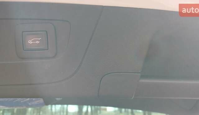 Білий Опель Інсігнія, об'ємом двигуна 1.6 л та пробігом 153 тис. км за 16545 $, фото 167 на Automoto.ua