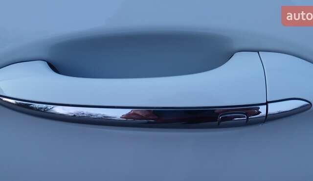 Білий Опель Інсігнія, об'ємом двигуна 1.6 л та пробігом 153 тис. км за 16545 $, фото 84 на Automoto.ua