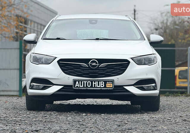 Белый Опель Инсигния, объемом двигателя 1.96 л и пробегом 191 тыс. км за 14900 $, фото 1 на Automoto.ua