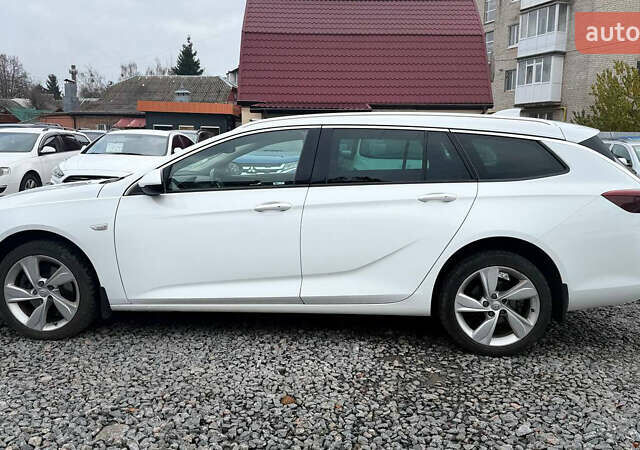 Белый Опель Инсигния, объемом двигателя 1.96 л и пробегом 191 тыс. км за 14900 $, фото 3 на Automoto.ua