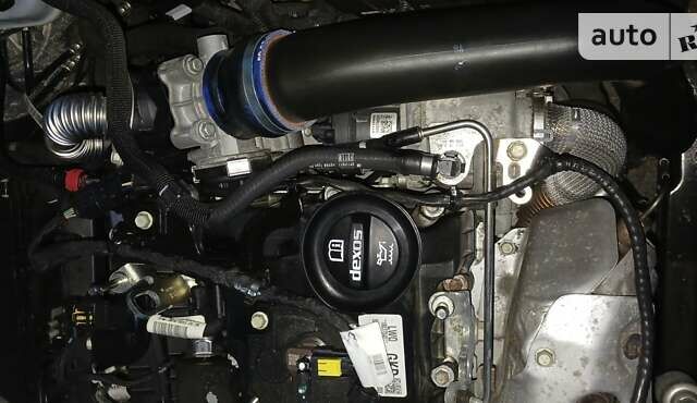 Білий Опель Інсігнія, об'ємом двигуна 1.6 л та пробігом 153 тис. км за 16545 $, фото 95 на Automoto.ua