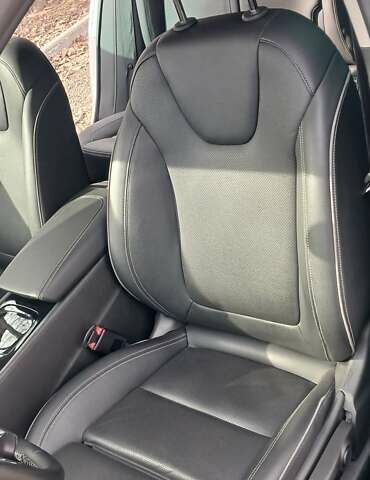 Білий Опель Інсігнія, об'ємом двигуна 1.6 л та пробігом 153 тис. км за 16545 $, фото 138 на Automoto.ua