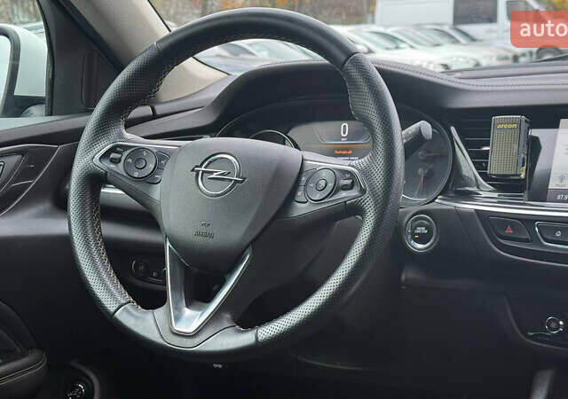 Белый Опель Инсигния, объемом двигателя 1.96 л и пробегом 191 тыс. км за 14900 $, фото 24 на Automoto.ua