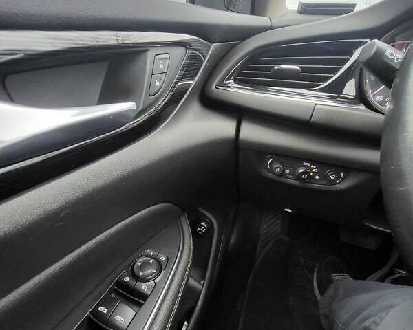 Белый Опель Инсигния, объемом двигателя 2 л и пробегом 231 тыс. км за 15500 $, фото 18 на Automoto.ua