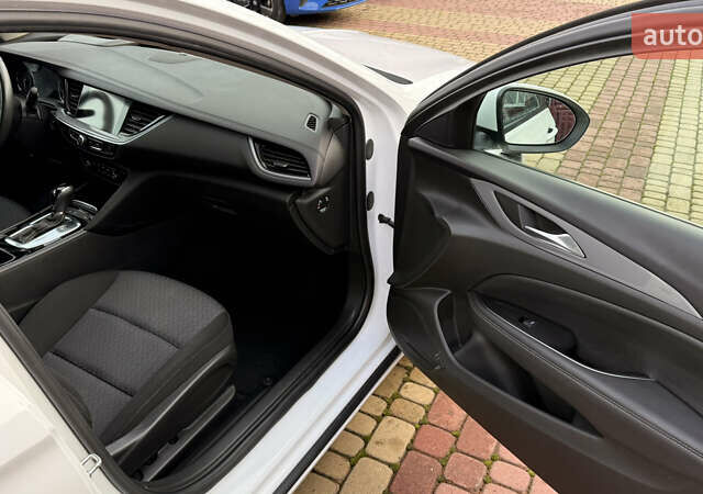 Белый Опель Инсигния, объемом двигателя 1.96 л и пробегом 149 тыс. км за 15900 $, фото 29 на Automoto.ua