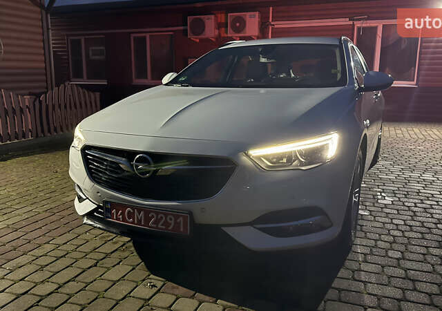 Білий Опель Інсігнія, об'ємом двигуна 1.96 л та пробігом 149 тис. км за 15500 $, фото 9 на Automoto.ua