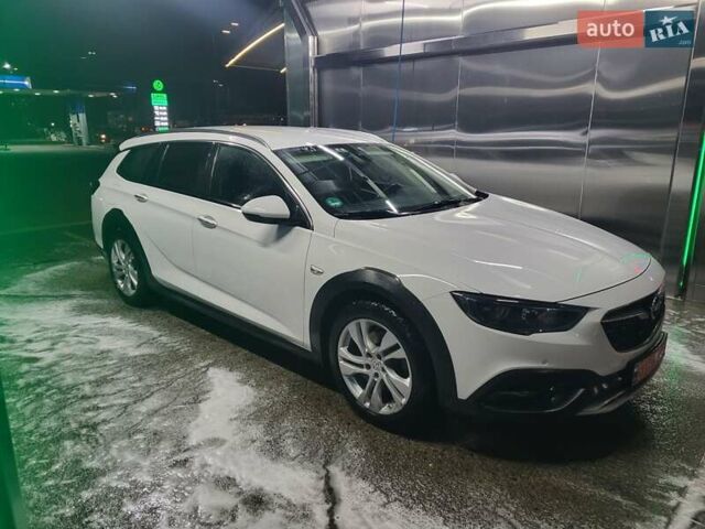 Белый Опель Инсигния, объемом двигателя 2 л и пробегом 231 тыс. км за 15500 $, фото 27 на Automoto.ua