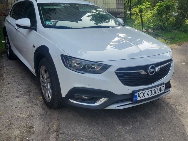 Белый Опель Инсигния, объемом двигателя 2 л и пробегом 263 тыс. км за 14700 $, фото 32 на Automoto.ua