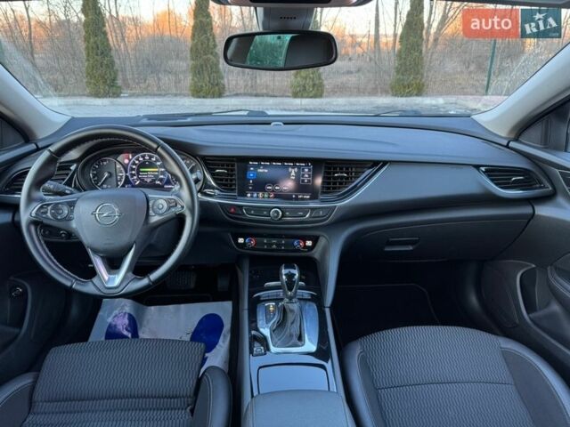 Белый Опель Инсигния, объемом двигателя 2 л и пробегом 223 тыс. км за 16100 $, фото 23 на Automoto.ua