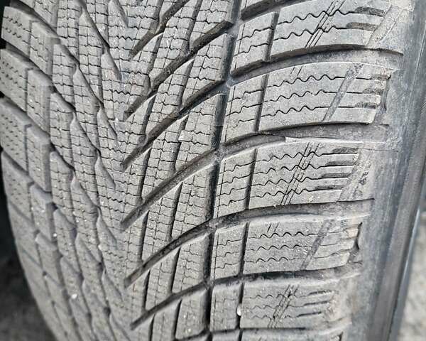 Белый Опель Инсигния, объемом двигателя 2 л и пробегом 231 тыс. км за 15500 $, фото 10 на Automoto.ua