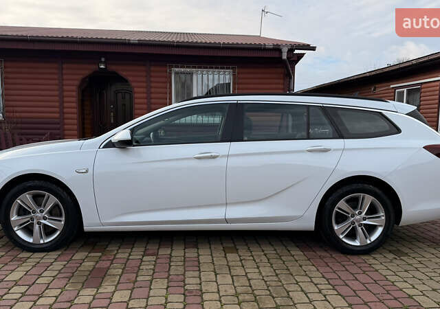 Белый Опель Инсигния, объемом двигателя 1.96 л и пробегом 149 тыс. км за 15900 $, фото 15 на Automoto.ua