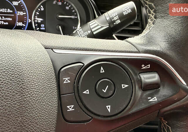 Белый Опель Инсигния, объемом двигателя 1.96 л и пробегом 149 тыс. км за 15900 $, фото 68 на Automoto.ua