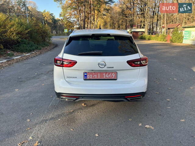 Белый Опель Инсигния, объемом двигателя 2 л и пробегом 227 тыс. км за 15400 $, фото 7 на Automoto.ua