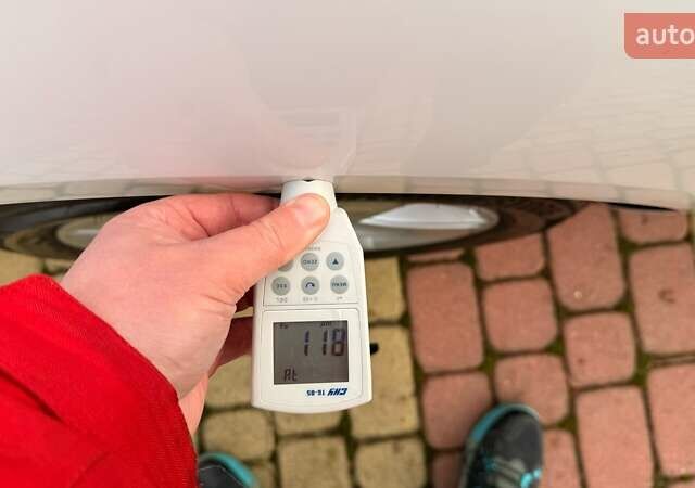 Белый Опель Инсигния, объемом двигателя 1.96 л и пробегом 149 тыс. км за 15900 $, фото 55 на Automoto.ua